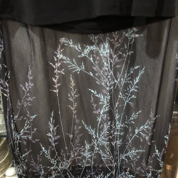 Valerie Stevens size medium black sheer lined maxi skirt with Aqua & pink blue - Picture 3 of 13